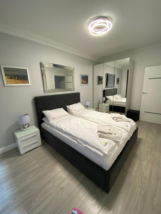 Apartament Daria Portova Apartment กดิเนีย ภายนอก รูปภาพ